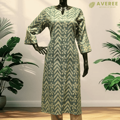 Green Block Cotton Hand Embroidered Slim Fit Kurti