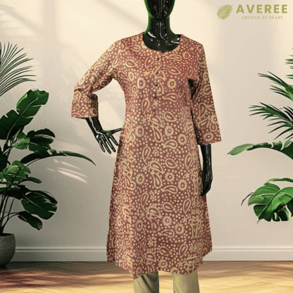 Magenta Block Print Viscose Hand Embroidered Slim Fit Kurti