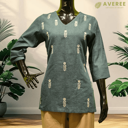 Forest Green Cotton Short Hand Embroidered Slim Fit Kurti