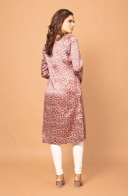 Magenta Block Cotton Hand Embroidered Slim Fit Kurti