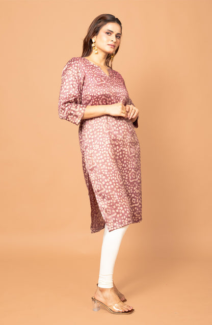 Magenta Block Cotton Hand Embroidered Slim Fit Kurti