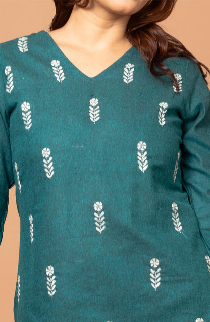 Forest Green Cotton Short Hand Embroidered Slim Fit Kurti
