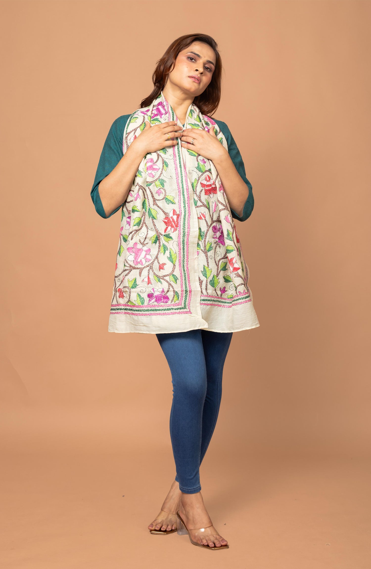 Cream Nakshi Floral Stole - 2