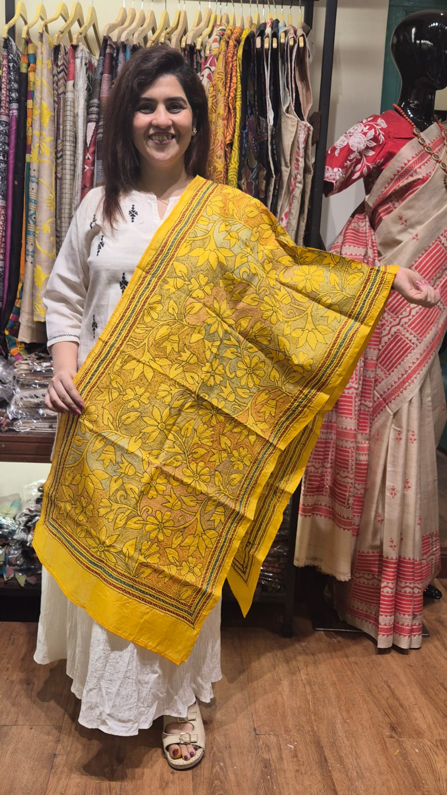Yellow Floral Kantha Silk Stole