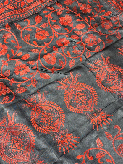 Red &amp; Black Floral Dyed Tussar Saree